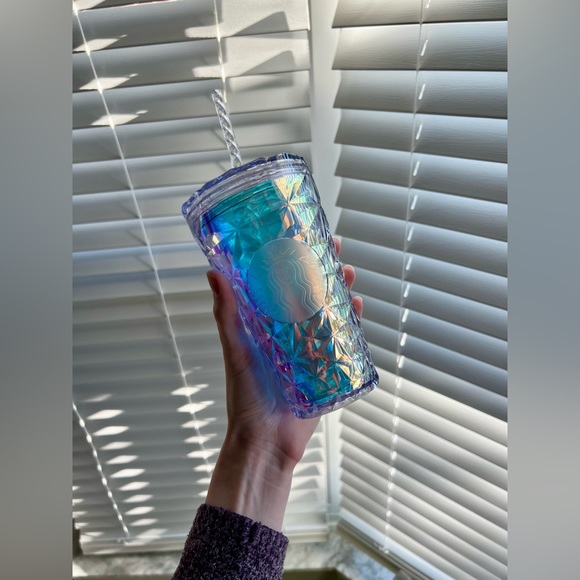 Starbucks Limited Edition Prism Cold Cup NWT - Picture 8 of 10